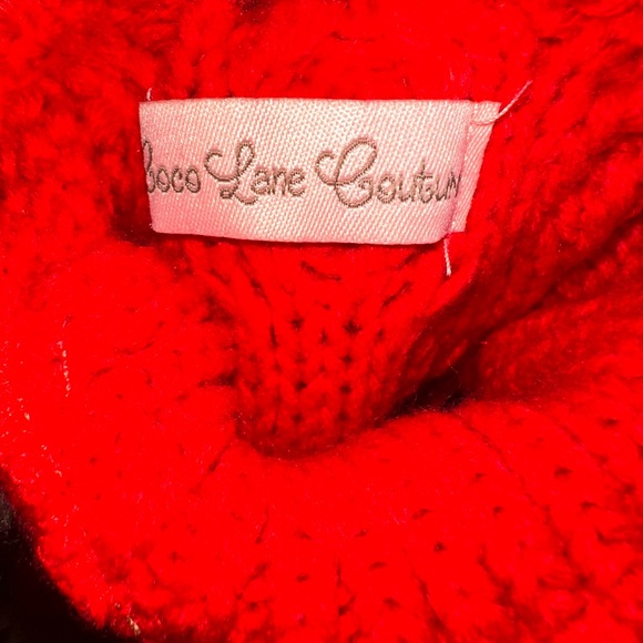 🐾 Coco Lane Couture Red Knit Dog Sweater with Faux Fur Trim – Size Extra Small 🐾 - Picture 3 of 3